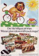 Reklam för Winner glass med ett tecknat lejon på en cykel samt olika glassförpackningar