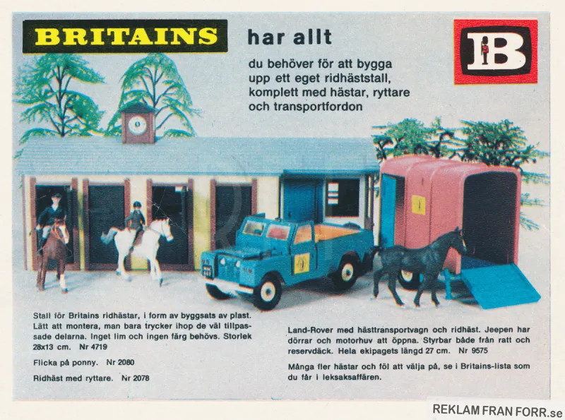 Reklam för Britains leksaker, här ett stall med hästar och en bil med vagn