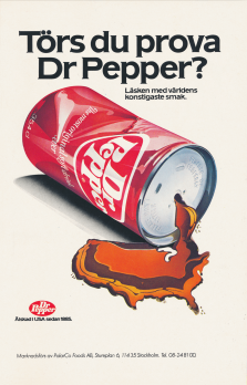 Reklam för läsken Dr Pepper. Bilden visar en läskburk på sidan där utrunnen cola bildar formen av landet USA.