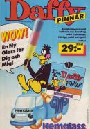 Annons för Daffy-pinnar från Hemglass där den tecknade seriefiguren Daffy visar upp sin ispinne
