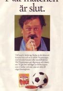 Reklam för Ekströms nyponsoppa med en bild på en domare som blåser i sin visselpipa och är röd i ansiktet
